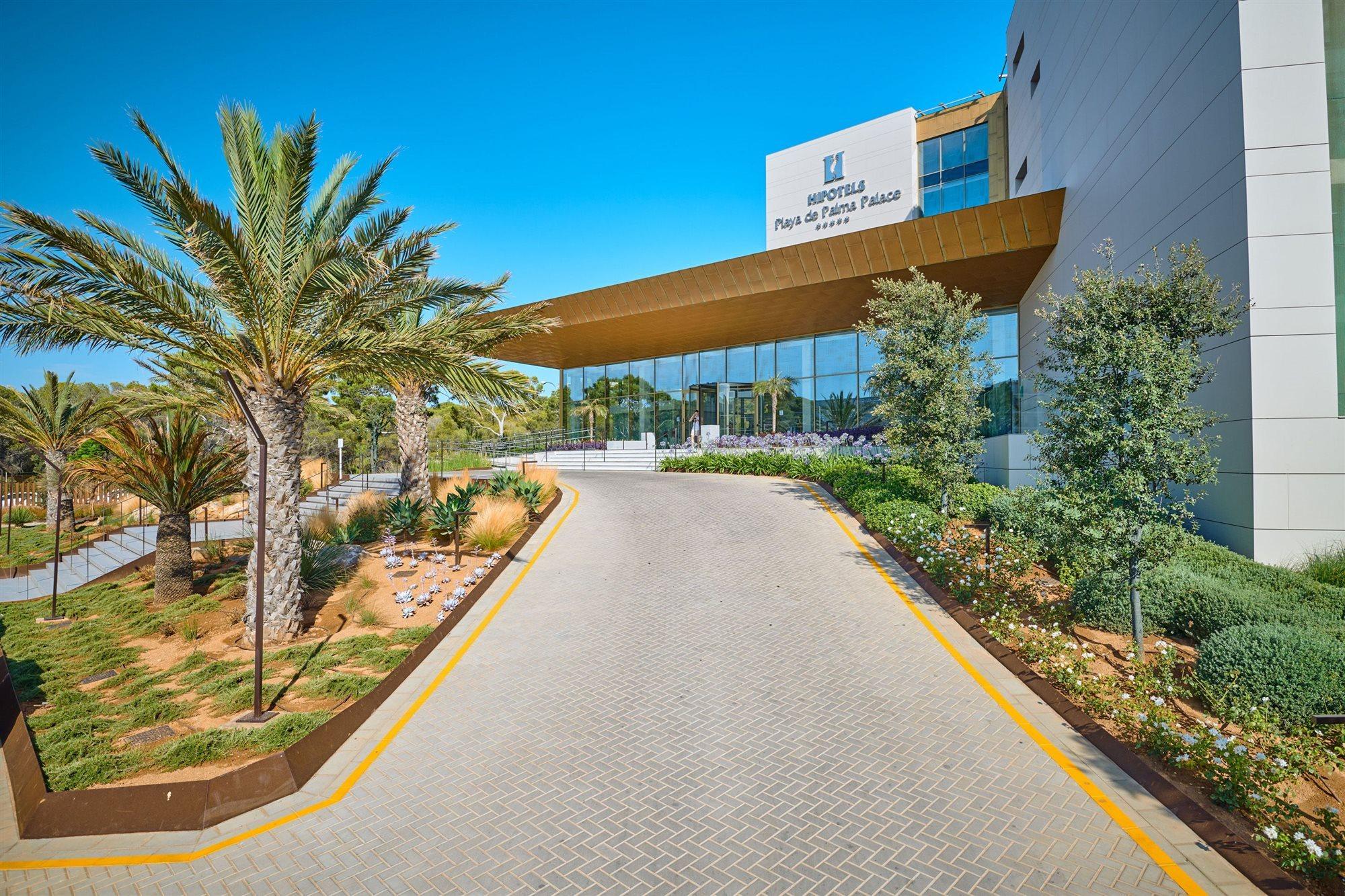 ฮิโปเทล ปลายา เด ปาลมา พาเลซแอนด์สปา Hotel ปลายาเดปัลมา ภายนอก รูปภาพ Entrance of the hospital