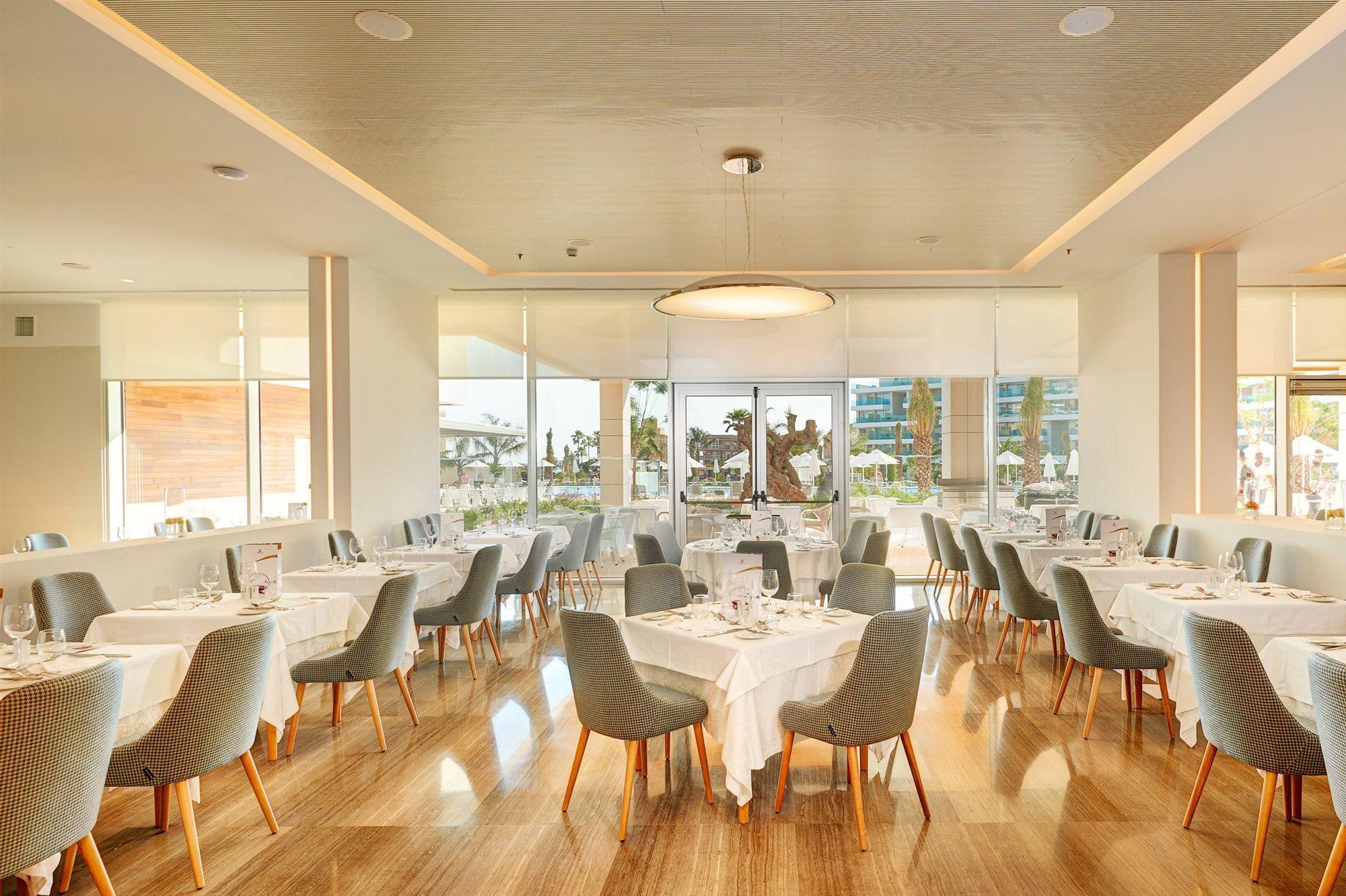 ฮิโปเทล ปลายา เด ปาลมา พาเลซแอนด์สปา Hotel ปลายาเดปัลมา ภายนอก รูปภาพ Restaurant