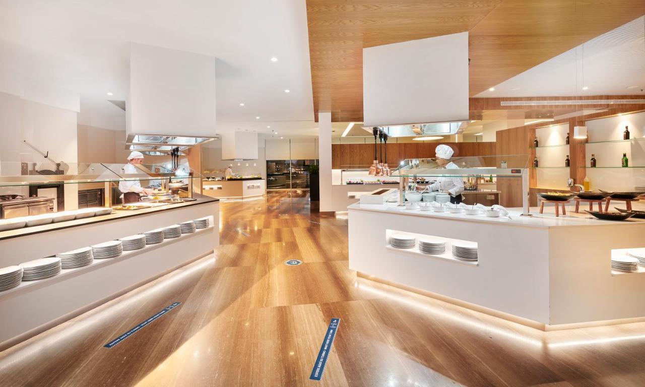 ฮิโปเทล ปลายา เด ปาลมา พาเลซแอนด์สปา Hotel ปลายาเดปัลมา ภายนอก รูปภาพ The interior of the restaurant