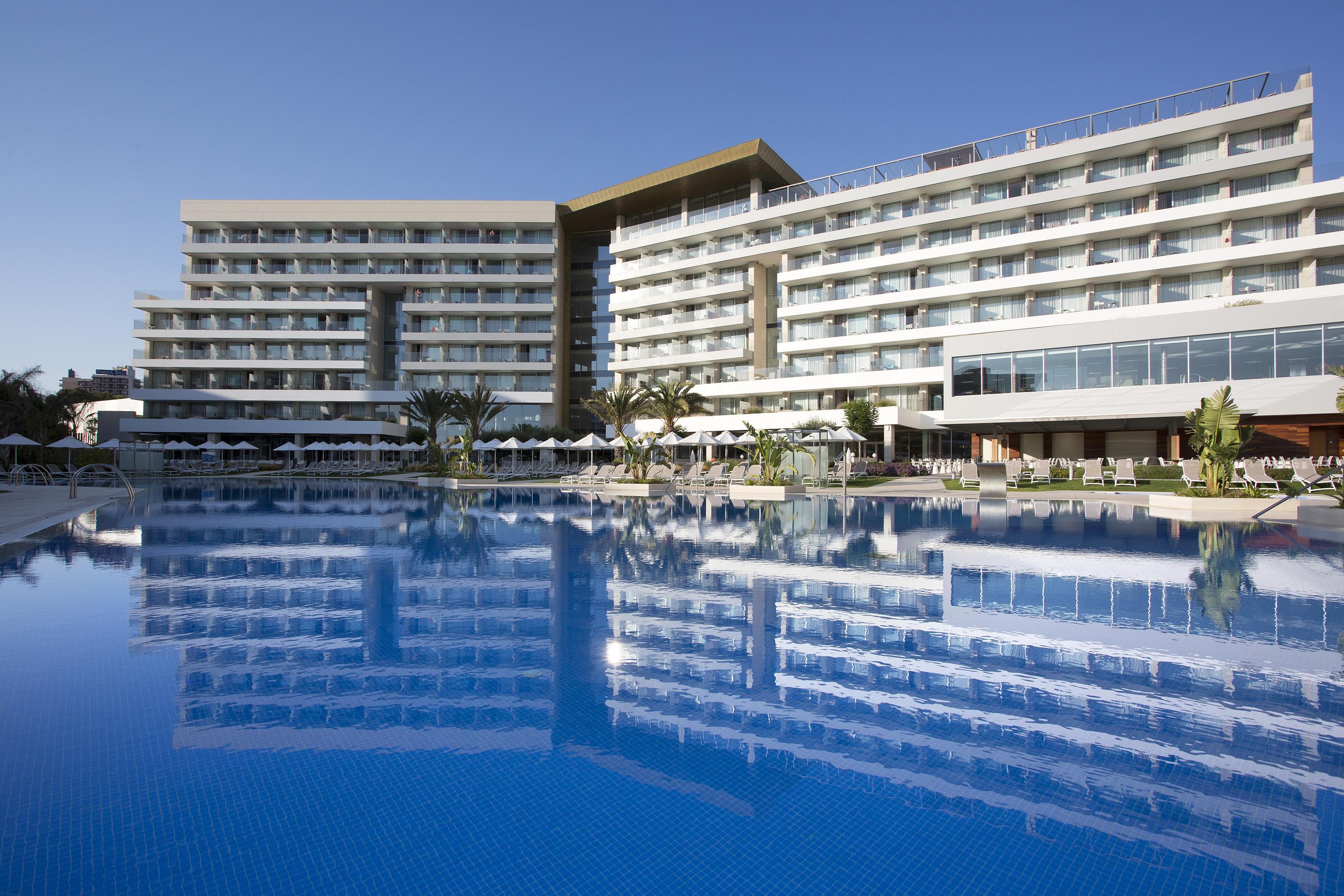 ฮิโปเทล ปลายา เด ปาลมา พาเลซแอนด์สปา Hotel ปลายาเดปัลมา ภายนอก รูปภาพ The hotel