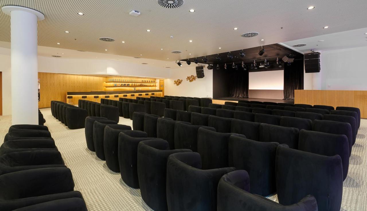 ฮิโปเทล ปลายา เด ปาลมา พาเลซแอนด์สปา Hotel ปลายาเดปัลมา ภายนอก รูปภาพ The auditorium